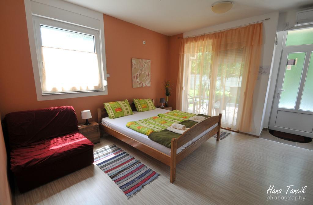 Apartments Svetlica Backi Petrovac Exterior foto
